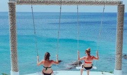 網紅大秋千,挑戰極限的空中樂園